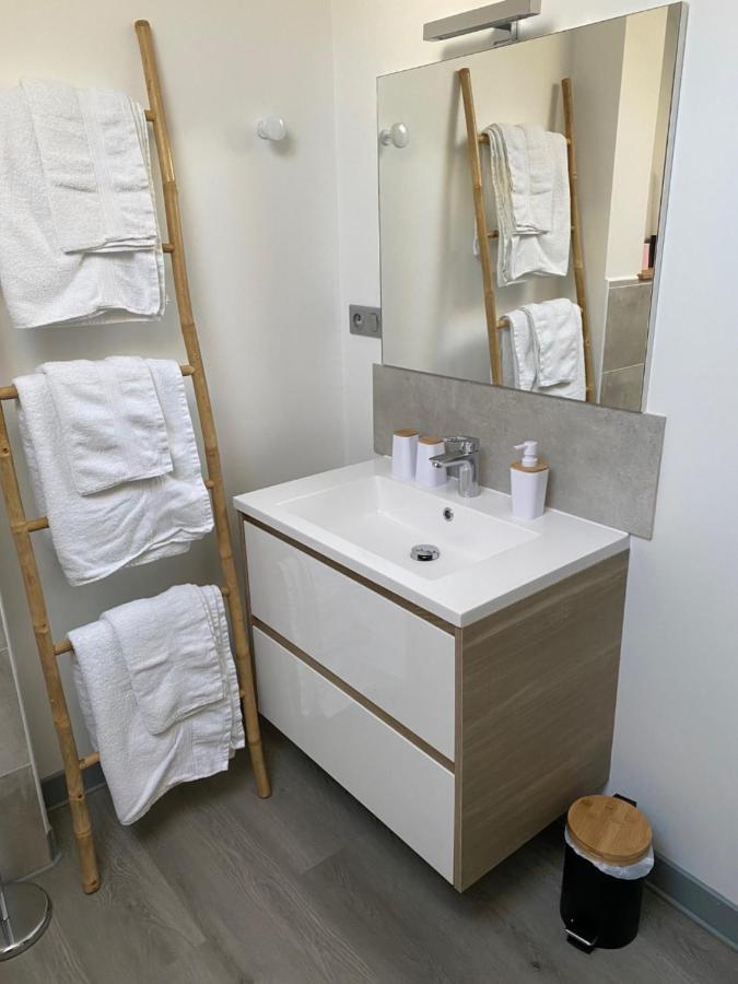 Residence Avec Un T3 Un T2 Et Un Studio En Centre Ville D آرجول جازو المظهر الخارجي الصورة